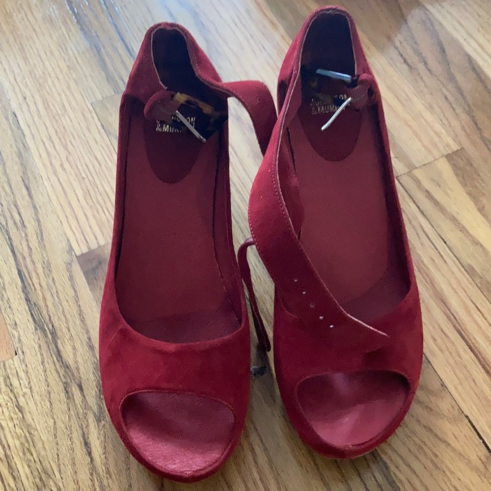 Like new red suede wedges